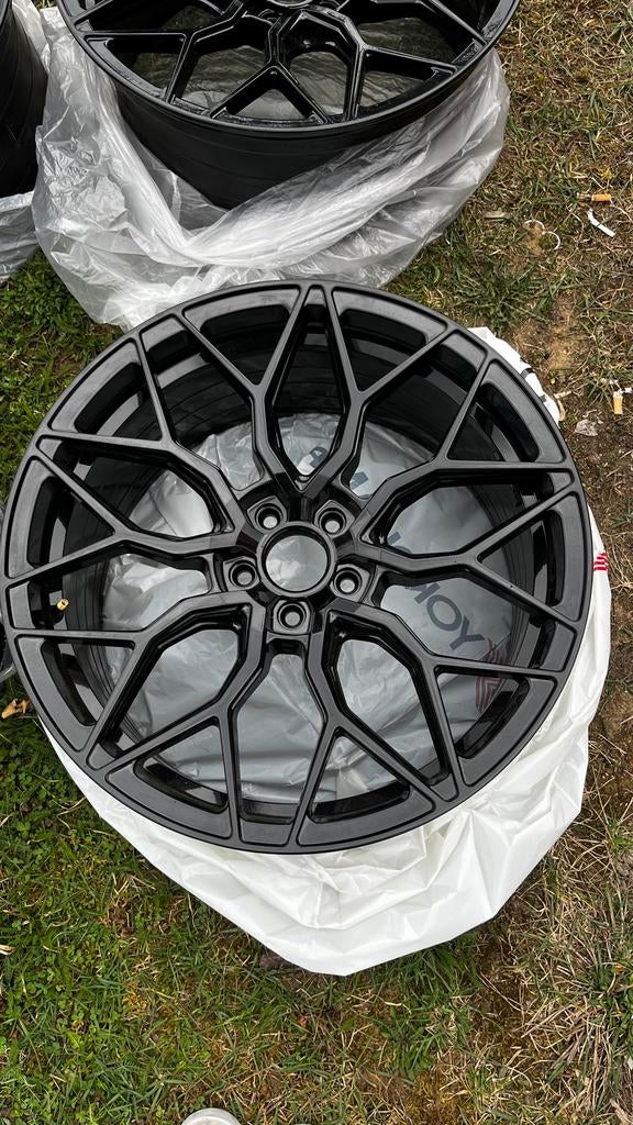 RIVIERA RF108 Gloss Black Velgen 20 inch 5x112 10J ET40, Auto-onderdelen, Banden en Velgen, Ophalen of Verzenden, Gebruikt, 20 inch