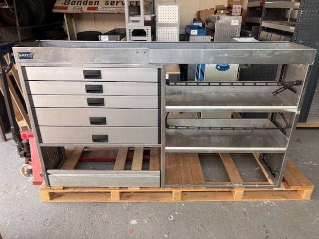 Aluca (2588) L250 B32 H135 €999, Ophalen, Zo goed als nieuw, Info@laaiin.nl, Laaiin