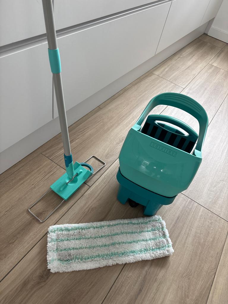 Leifheit dweilsysteem met emmer en mop, Huis en Inrichting, Ophalen, Dweilemmer, -bak, of -wagen