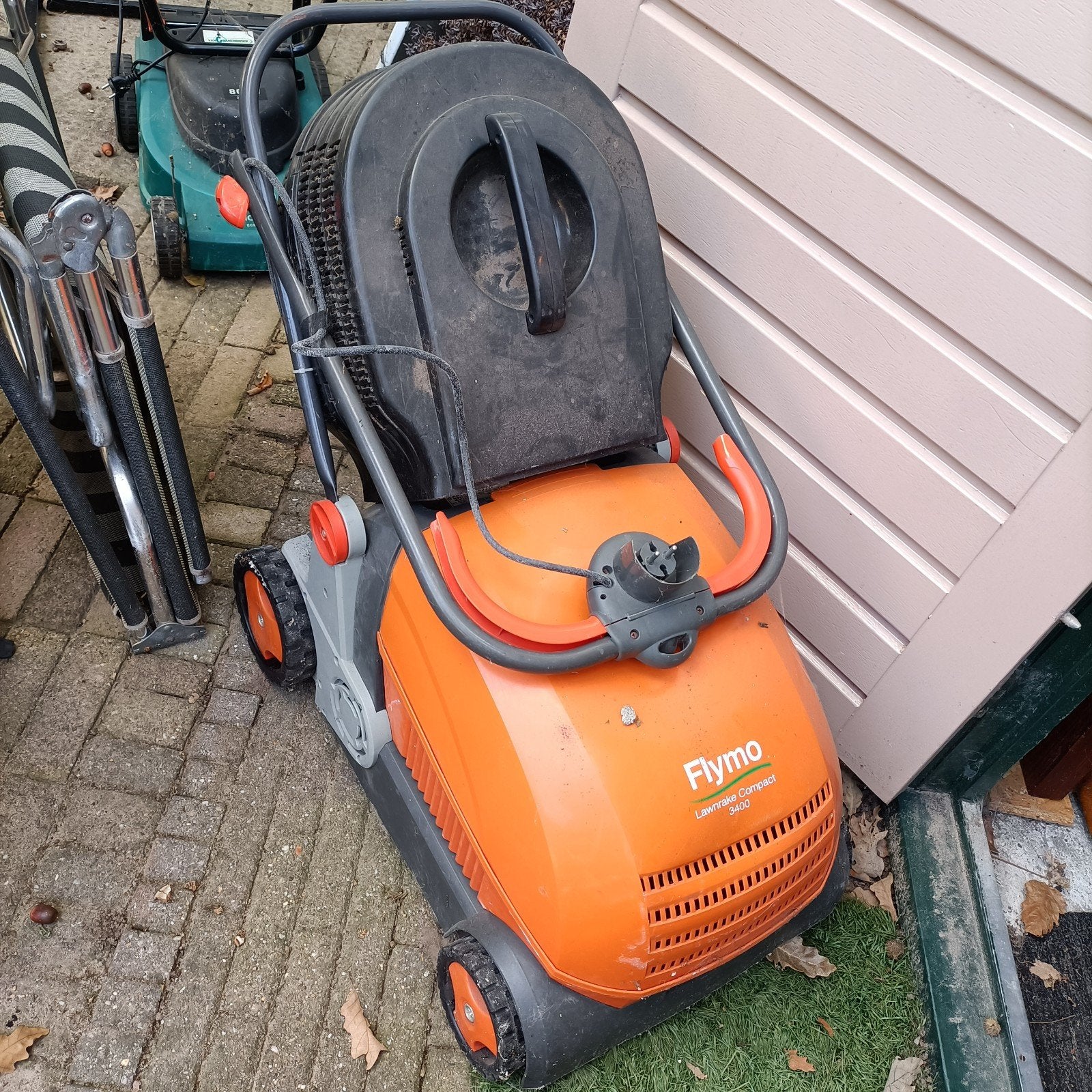 Flymo Lawnracke Compact 3400 gras verticuteren machine, Ophalen, Gebruikt, Elektrische grasmaaier, Flymo