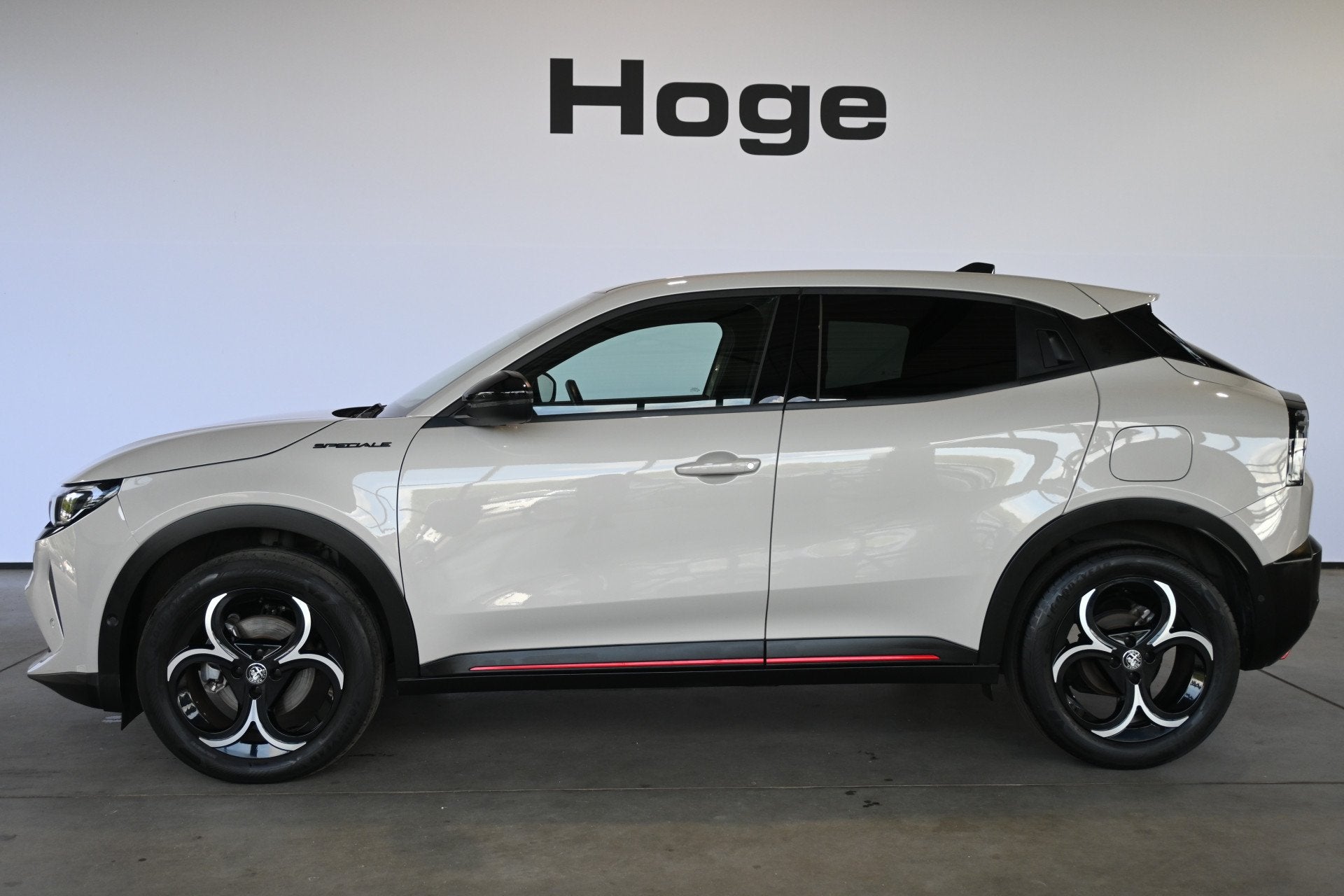 Alfa Romeo Junior 1.2 Turbo Hybrid Ibrida Speciale Adaptieve, Auto's, 145 pk, Stof, 1199 cc, 620 kg