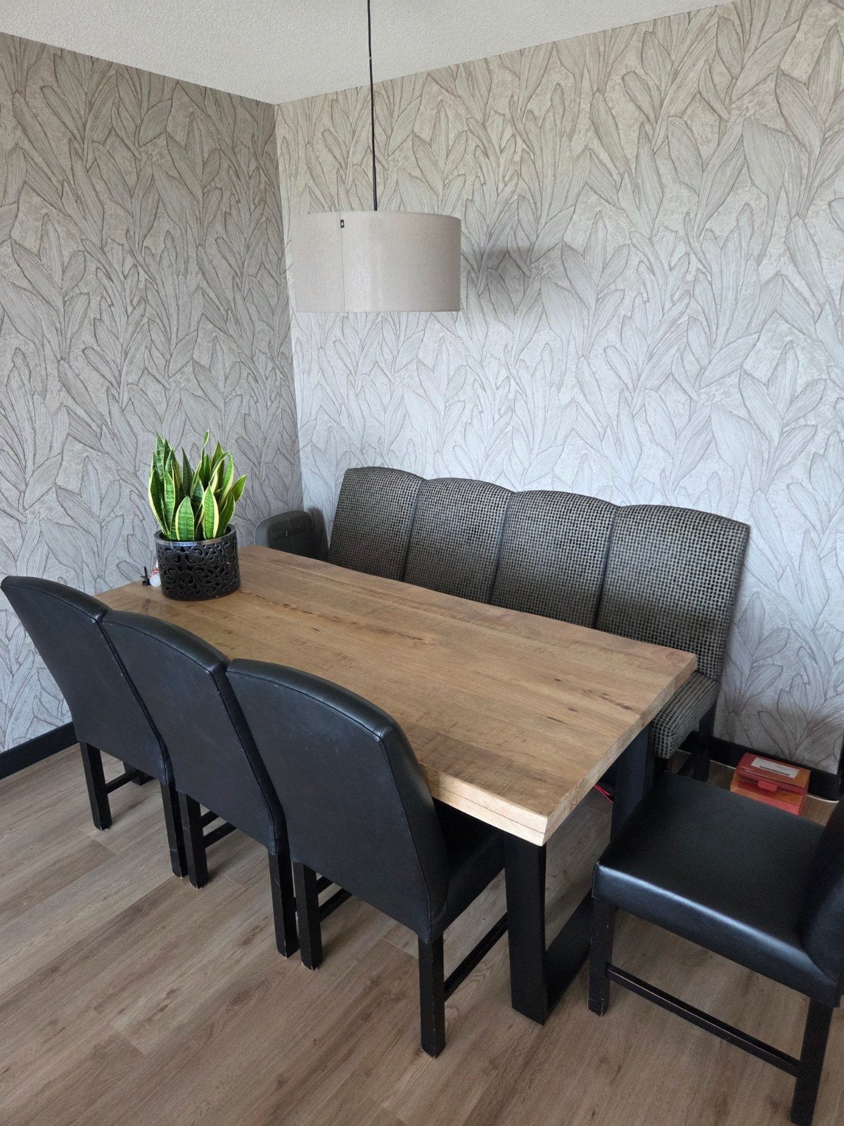 Eettafel set met 4 stoelen en eetbank, Gebruikt, Modern, Industrieel, Robuust, Zwart, Ophalen of Verzenden