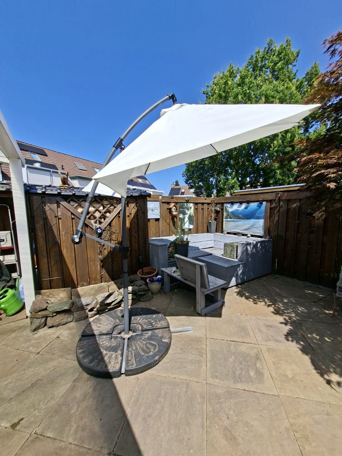 Zweefparasol met hoes, Ophalen, Verstelbaar, Gebruikt, 2 tot 3 meter