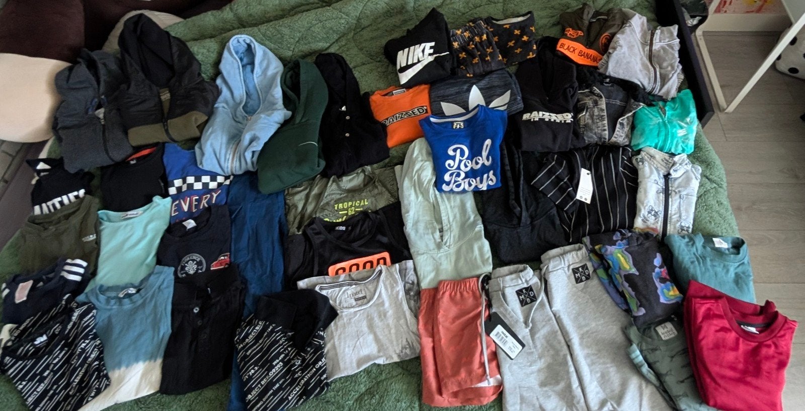 Groot kledingpakket jongens kleding maat 98 t/m 116, Broek, Nike, Adidas, Vingino, Gebruikt, Ophalen of Verzenden