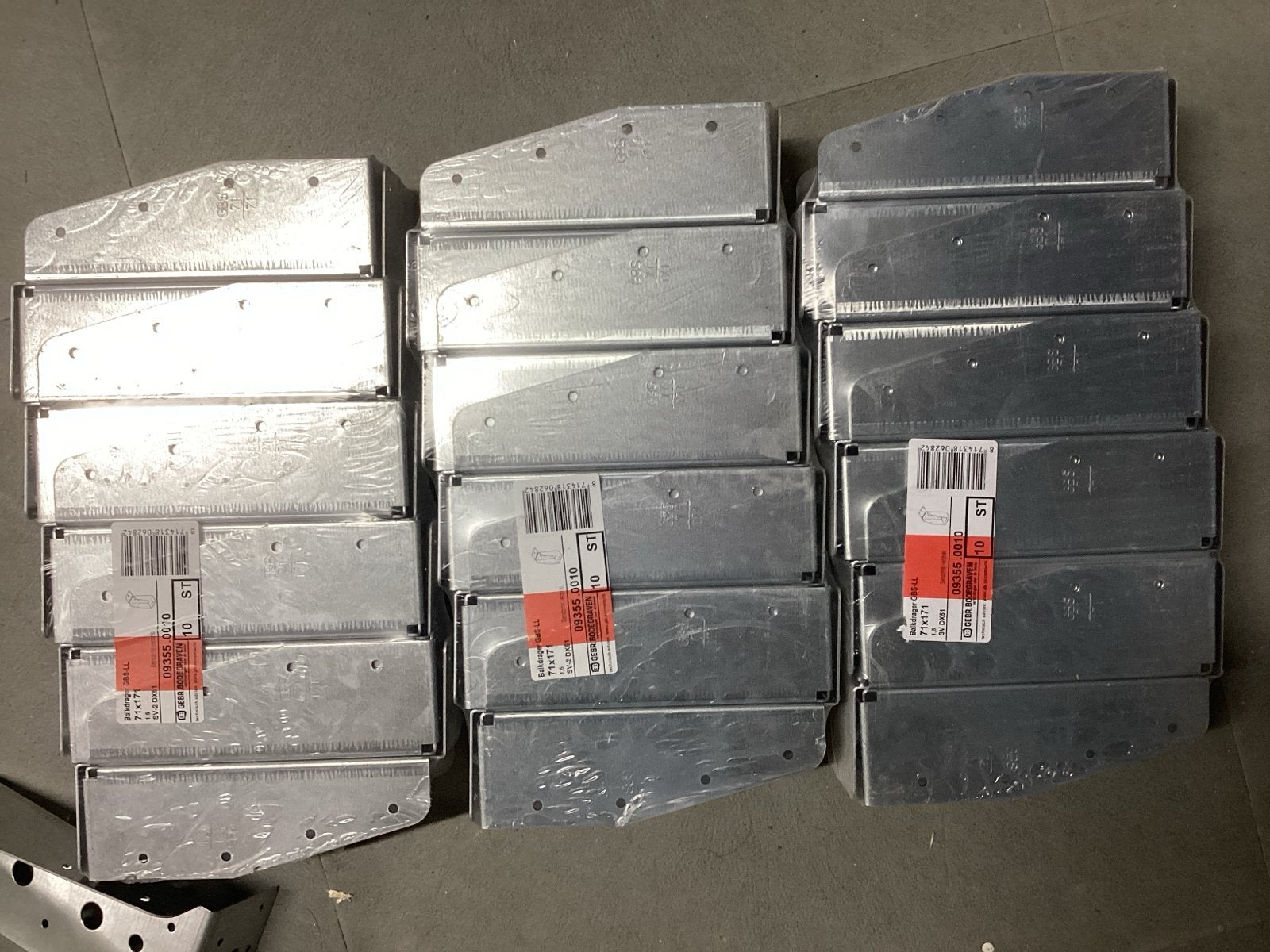 16 stuks Balkdragers 71x171 cm verzinkt - Nieuw, Ophalen of Verzenden, Nieuw, 100 tot 250 mm, Overige typen