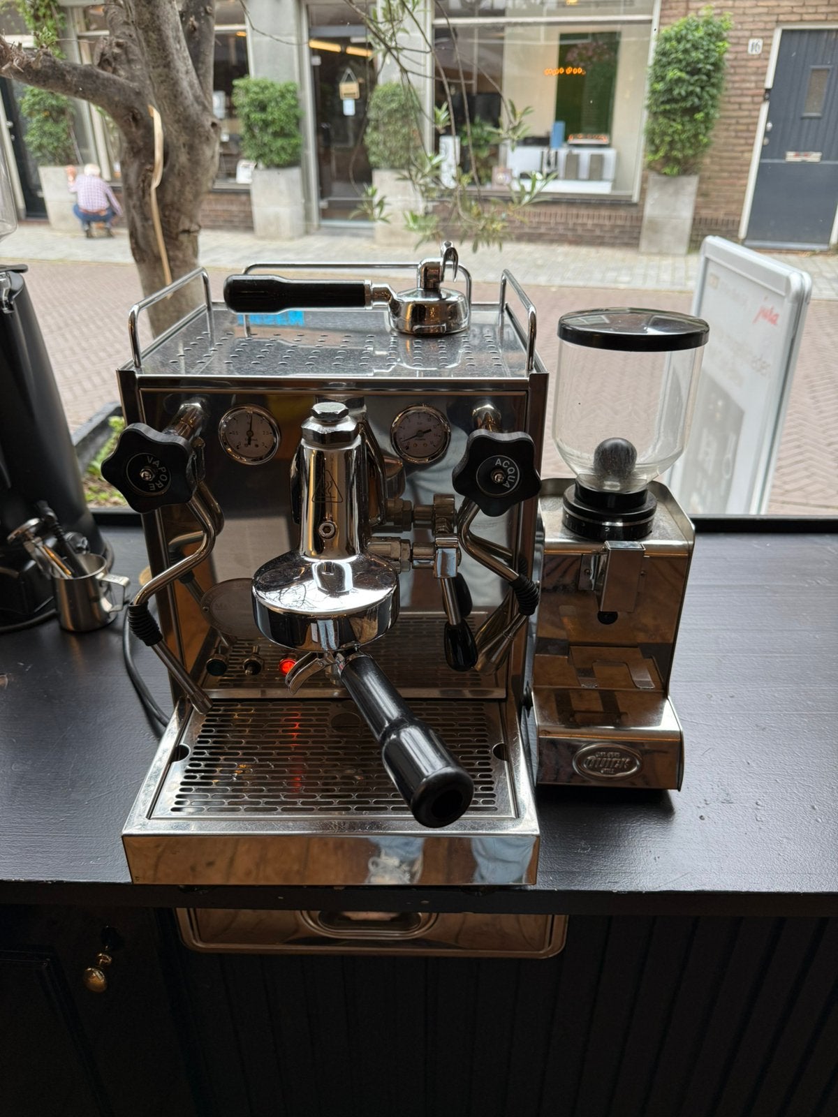 ECM Mechanika + quick mil molen 060, Witgoed en Apparatuur, Koffiezetapparaten, 10 kopjes of meer, Ophalen of Verzenden, Zo goed als nieuw