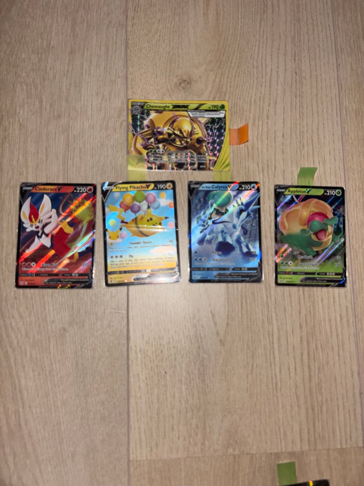 Pokemon kaarten V en VMAX - Cinderace, Pikachu, Calyrex, App, Verzenden, Gebruikt, Meerdere kaarten, Foil