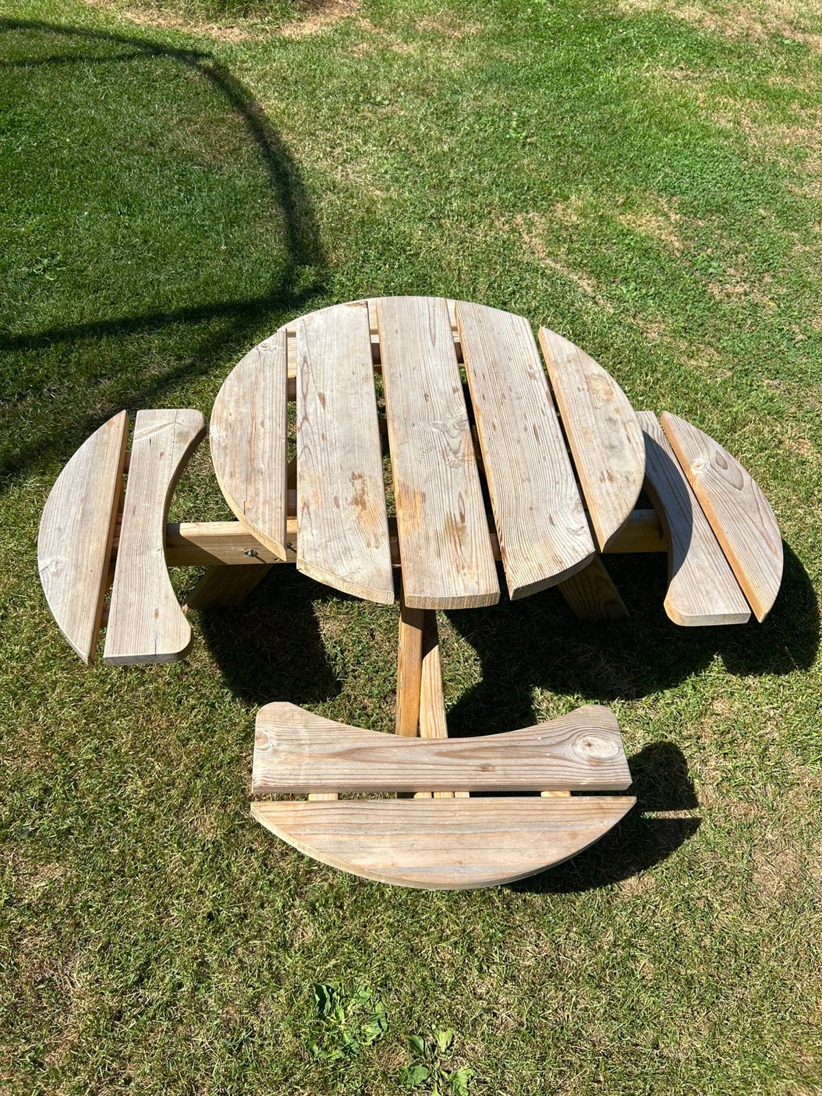 Picknicktafel voor kinderen, Rond, Zo goed als nieuw, Hout, Ophalen