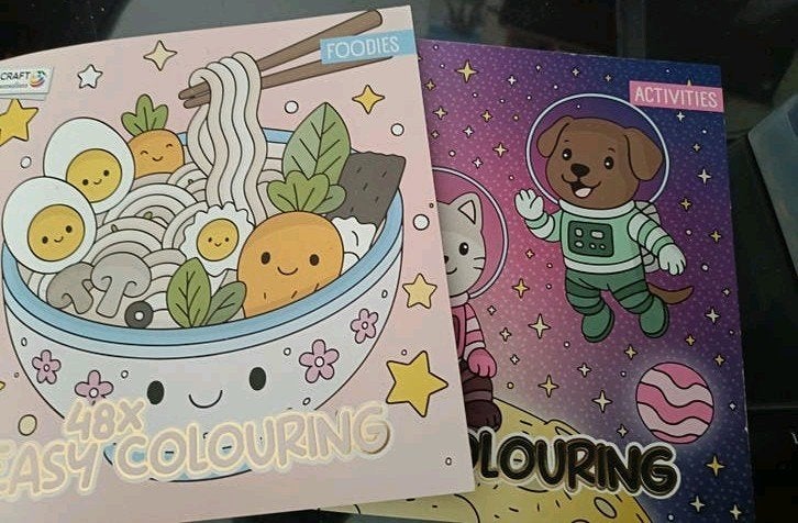 ⭐Easy colouring kleurboeken, Ophalen, Zo goed als nieuw