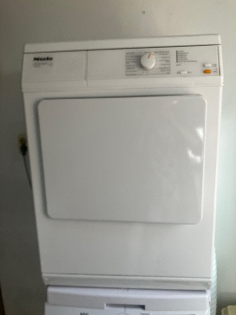 Miele wasdroger T8303 SoftCare met afvoerslang