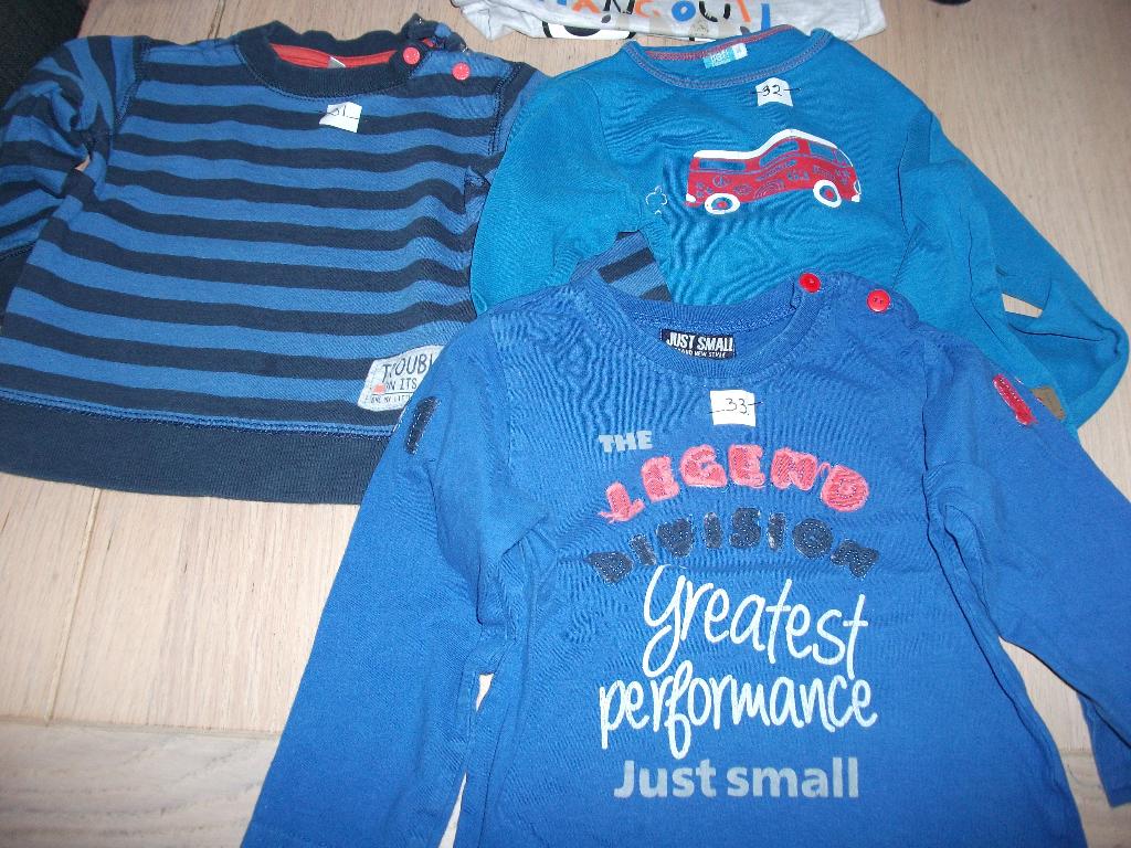 3 shirts blauw maat 86, Kinderen en Baby's, Babykleding | Maat 86, Ophalen of Verzenden, Zo goed als nieuw, Jongetje, Shirtje of Longsleeve