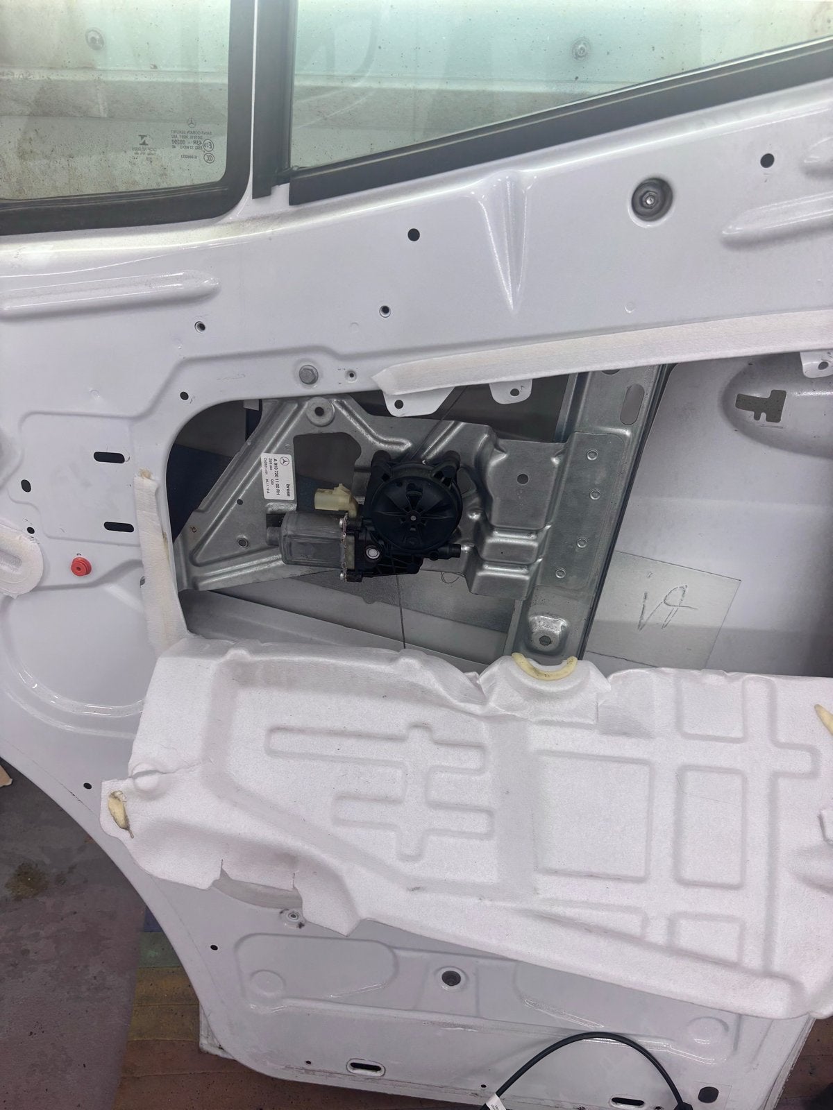 Elektrisch Raammechaniek R met Raam - Sprinter 2019-2026, Auto-onderdelen, Ophalen of Verzenden, Gebruikt, Mercedes-Benz