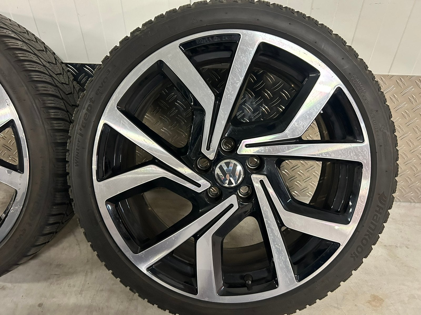 Originele VW volkswagen polo 6 GTI brescia 18 inch winter, Auto-onderdelen, Ophalen, 18 inch, Banden en Velgen, Winterbanden