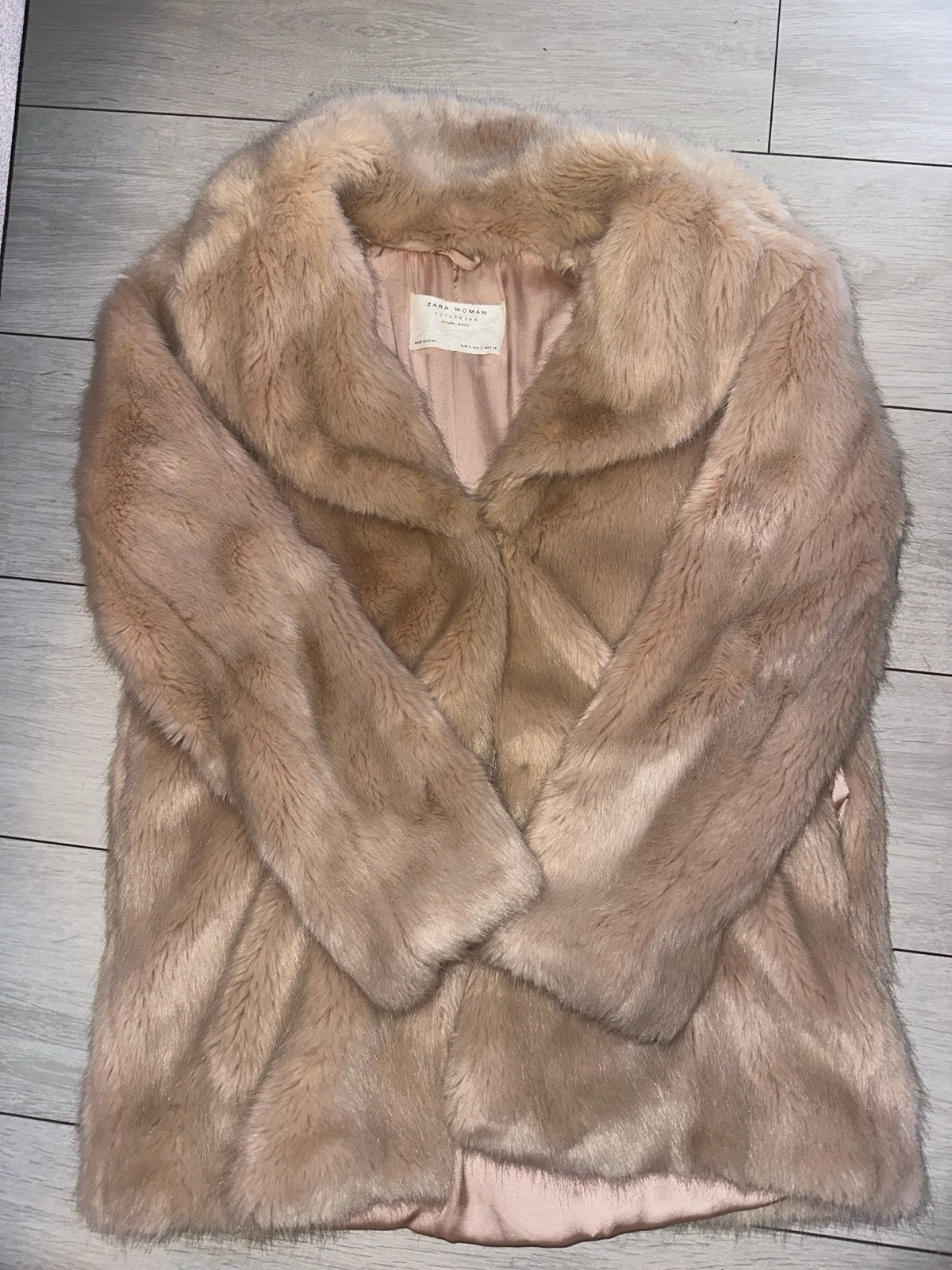 Zara Faux Fur Jas Maat S - Beige, Ophalen of Verzenden, Gedragen, Maat 36 (S), Beige