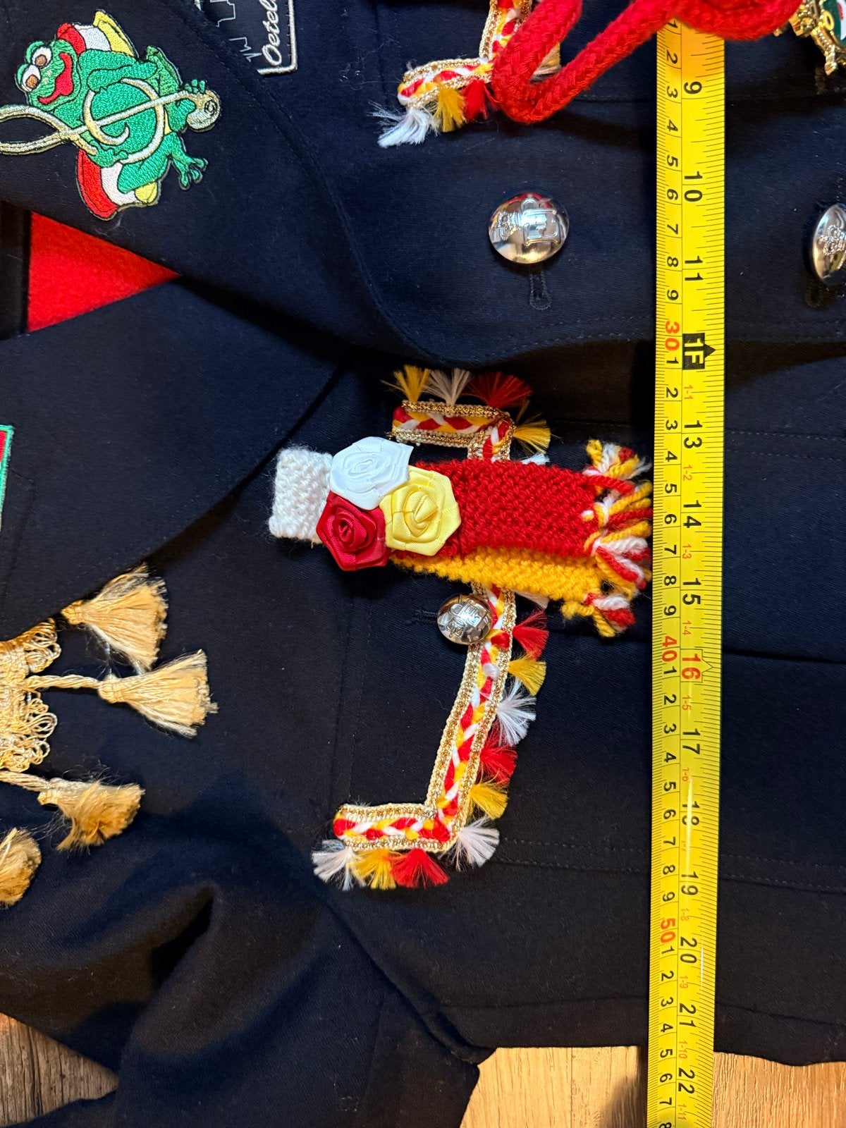 Oeteldonkse jas met vestje, sjaal en diverse emblemen, Ophalen of Verzenden, Gedragen, Carnaval, Kleding