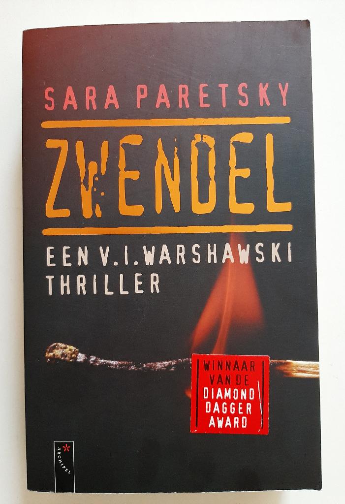 Zwendel, Sara Paretsky, Ophalen of Verzenden, Zo goed als nieuw, Sara Paretsky