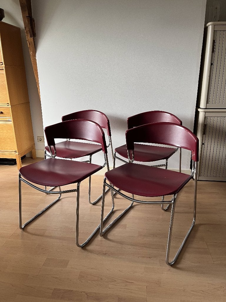 Vier rode buisstoelen Paolo Favaretto Assisa, Ophalen, Kunststof, Zo goed als nieuw, Vier