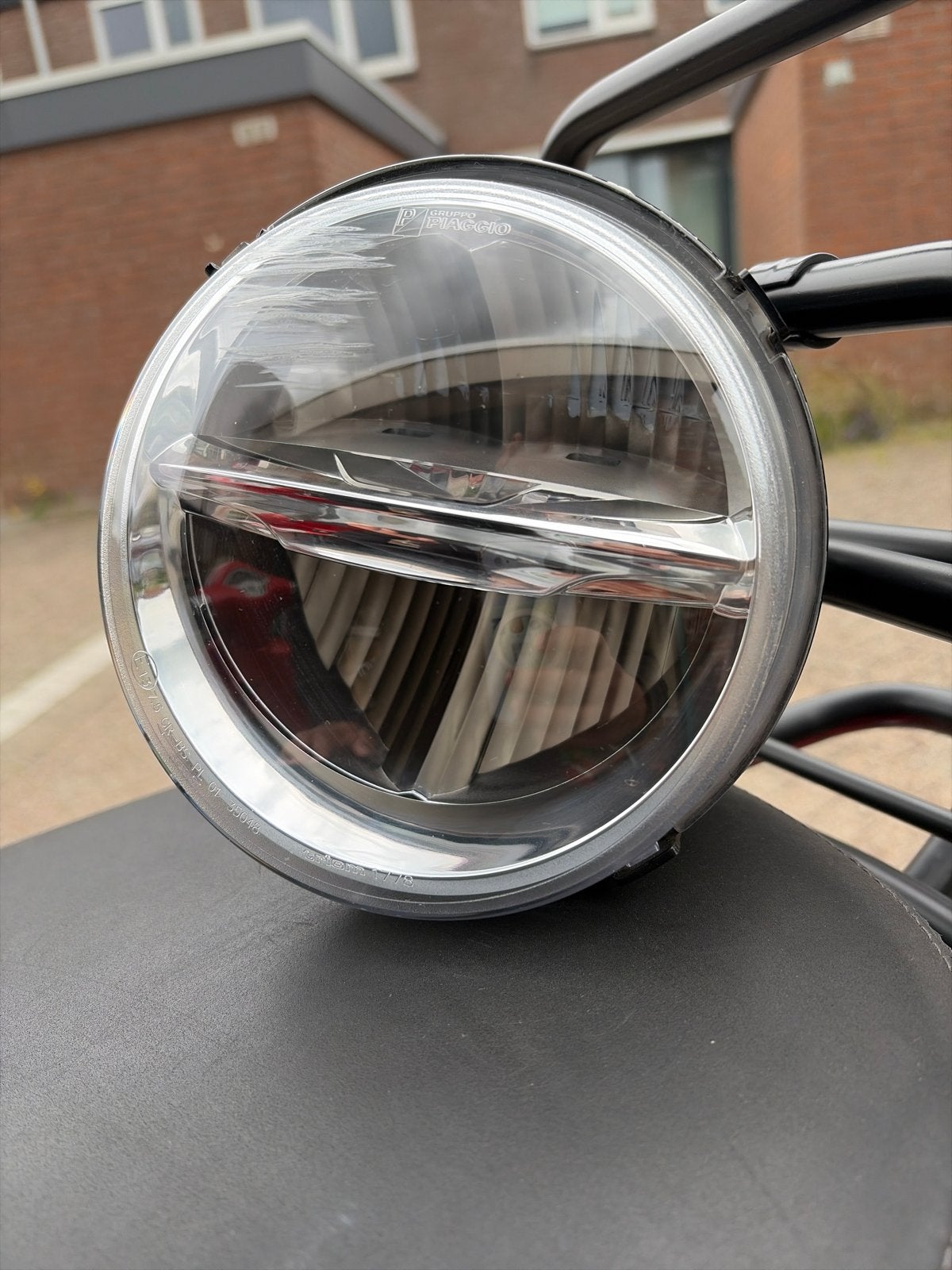 Vespa Primavera koplamp 2023 met lichte schade, Ophalen of Verzenden, Gebruikt, Koplamp, Vespa