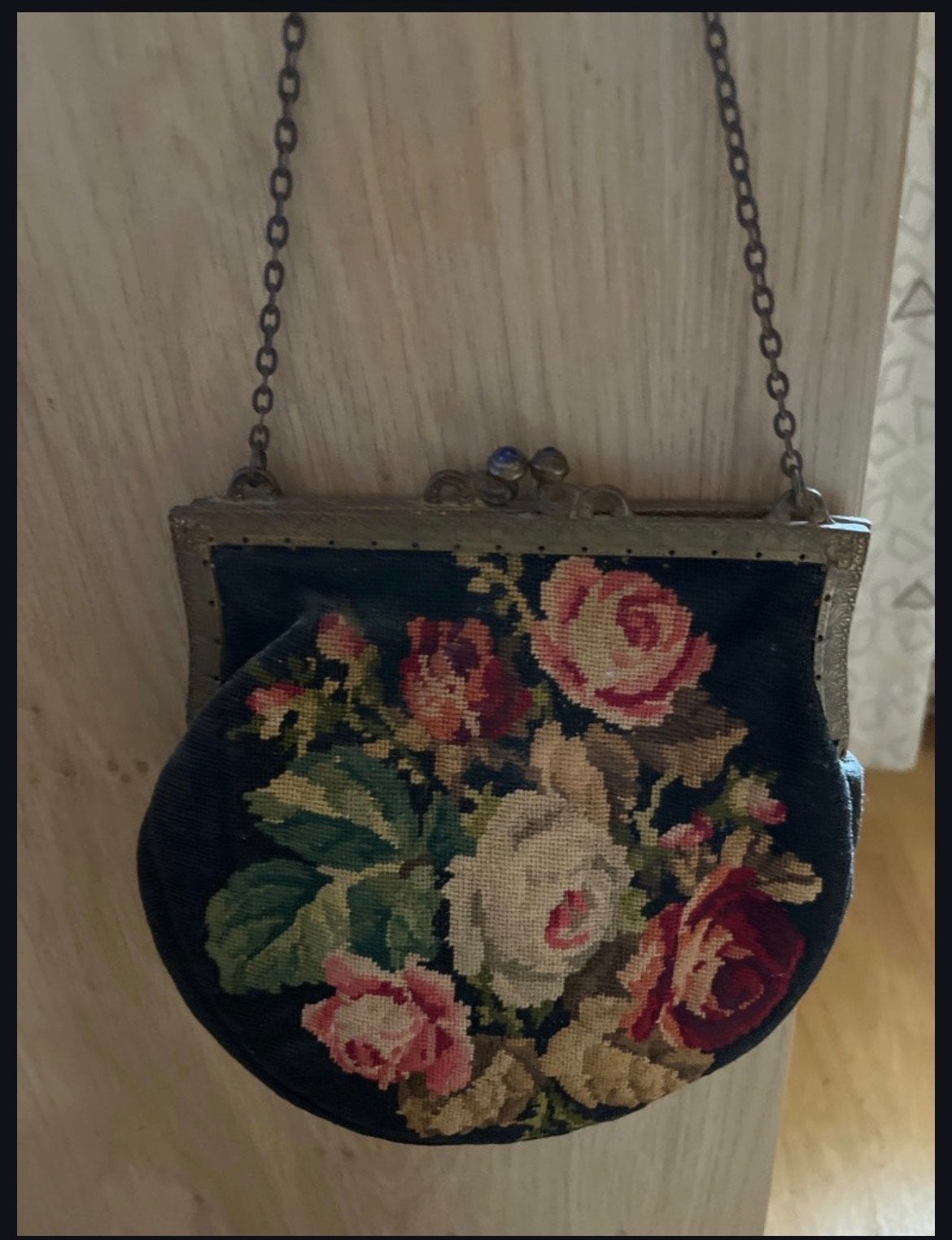 Vintage Handtasje met Rozen Borduurwerk, Antiek en Kunst, Ophalen