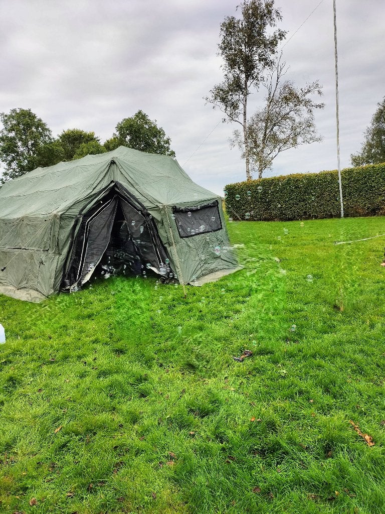 Legertent -GRATIS-, Caravans en Kamperen, Tenten, meer dan 6, Gebruikt, Ophalen