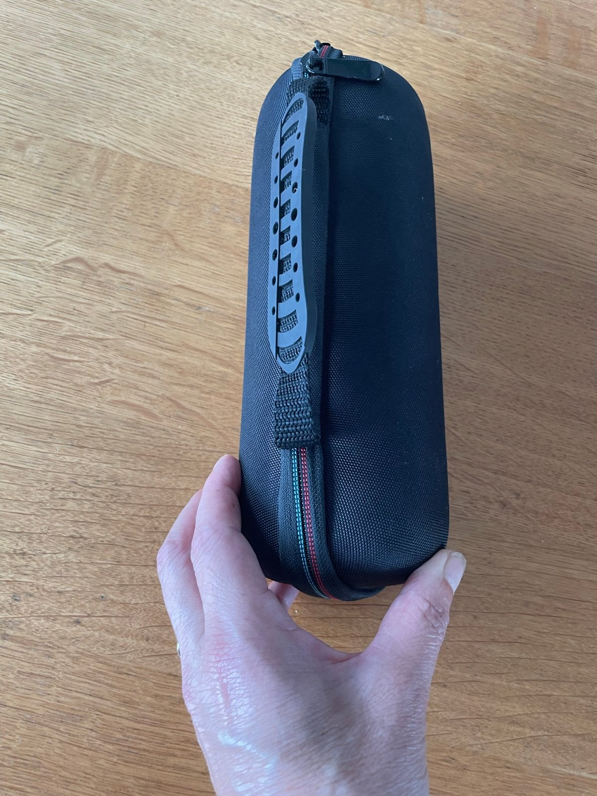 Foto 5 van JBL Flip 5 met beschermhoes