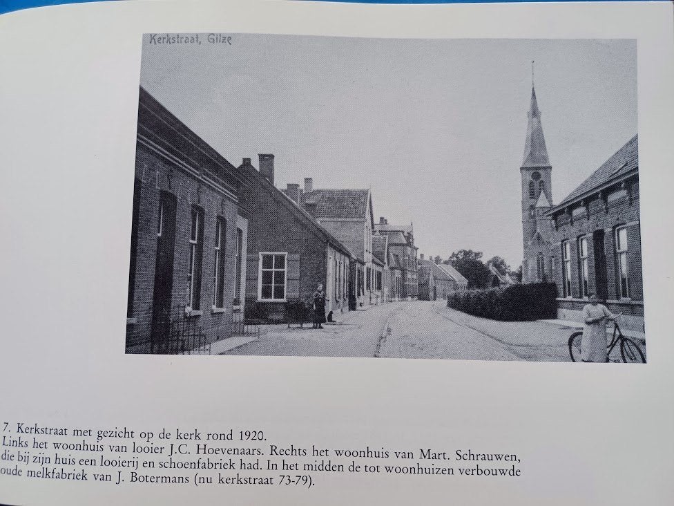 Boek Herinneringen aan Gilze en Rijen - 1990, Verzenden, 20e eeuw of later, Zo goed als nieuw