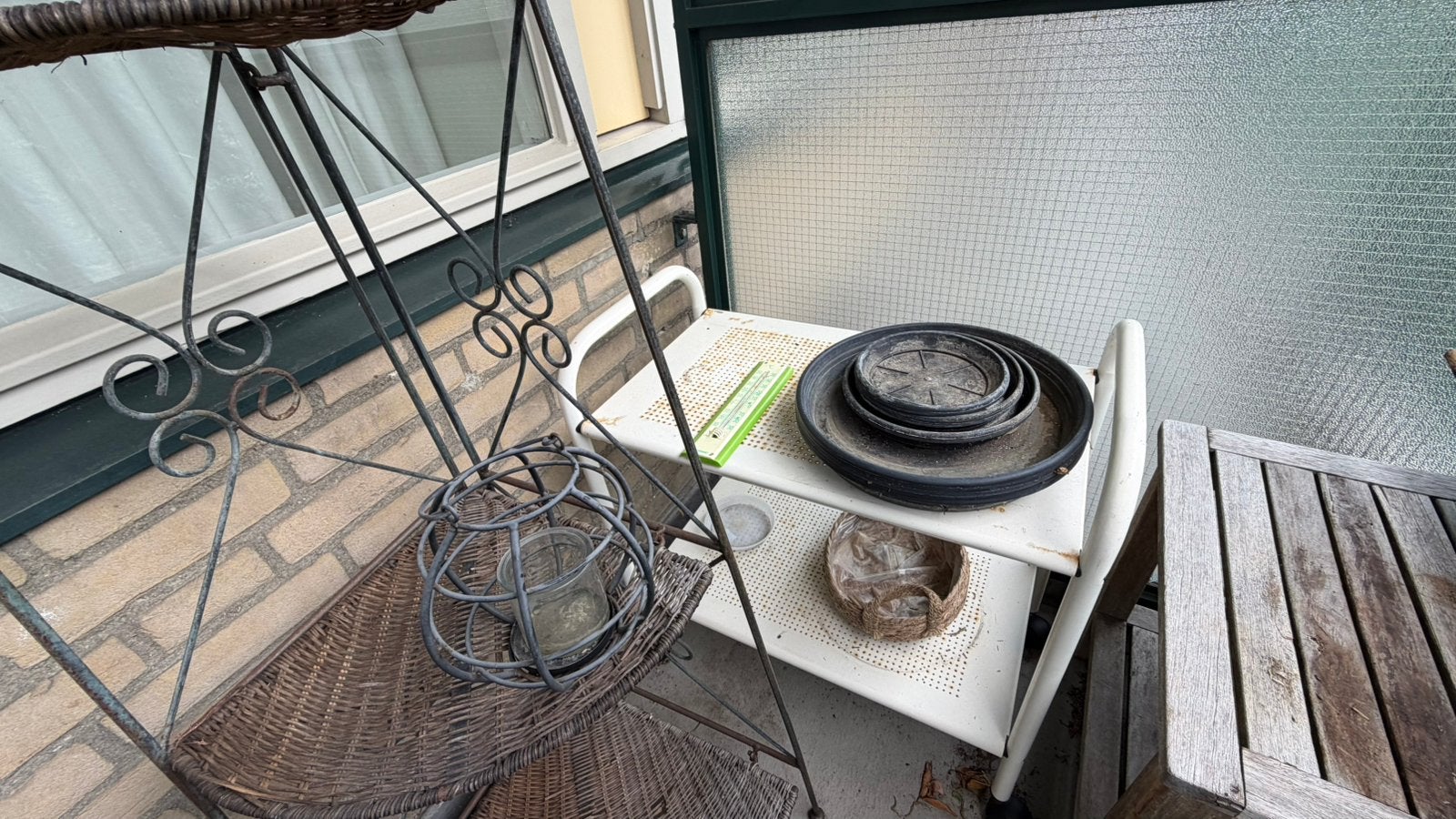 Plantenrek en tafeltje gratis ophalen, Tuin en Terras, Ophalen, Gebruikt, Balkon, Metaal