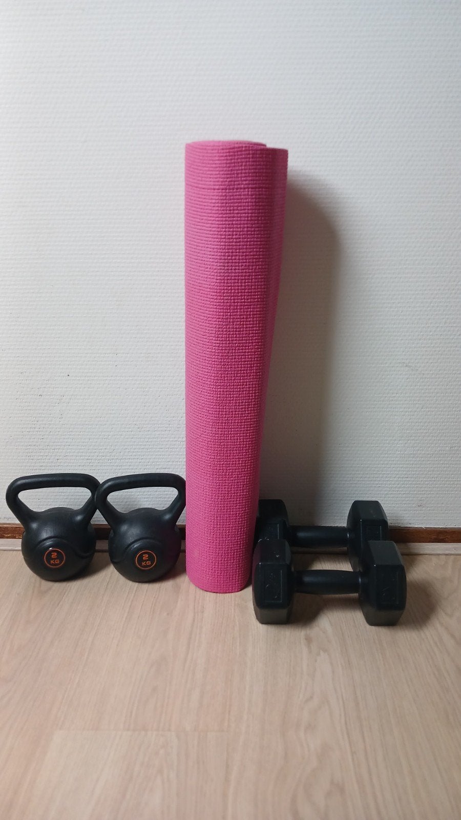Fitness set: 2x 2kg kettlebells, 2x 2kg dumbbells, yogamat, Ophalen of Verzenden, Nieuw, Benen, Overige typen
