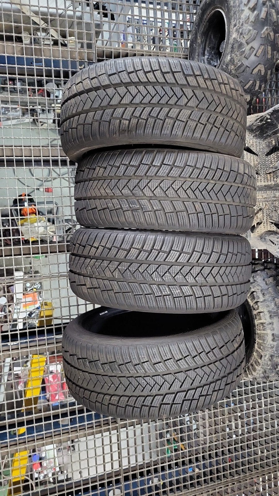 4 Vredestein Wintrac Pro winterbanden 225/45R17 95H, Ophalen, Winterbanden, Band(en)