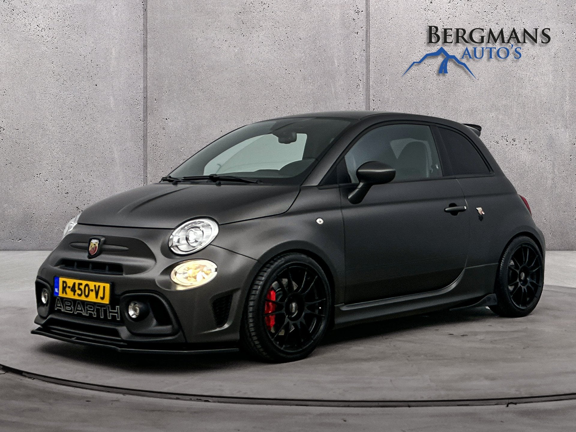 Fiat 500C - 1.4 T-Jet Abarth Competizione // OZ SUPERLEGGERA, Voorwielaandrijving, 4 cilinders, Cabriolet, Alcantara