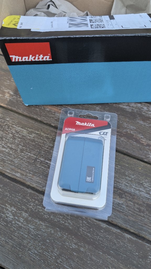 Makita ADP08 CXT 12Vmax USB Oplaadadapter, Ophalen of Verzenden, Nieuw