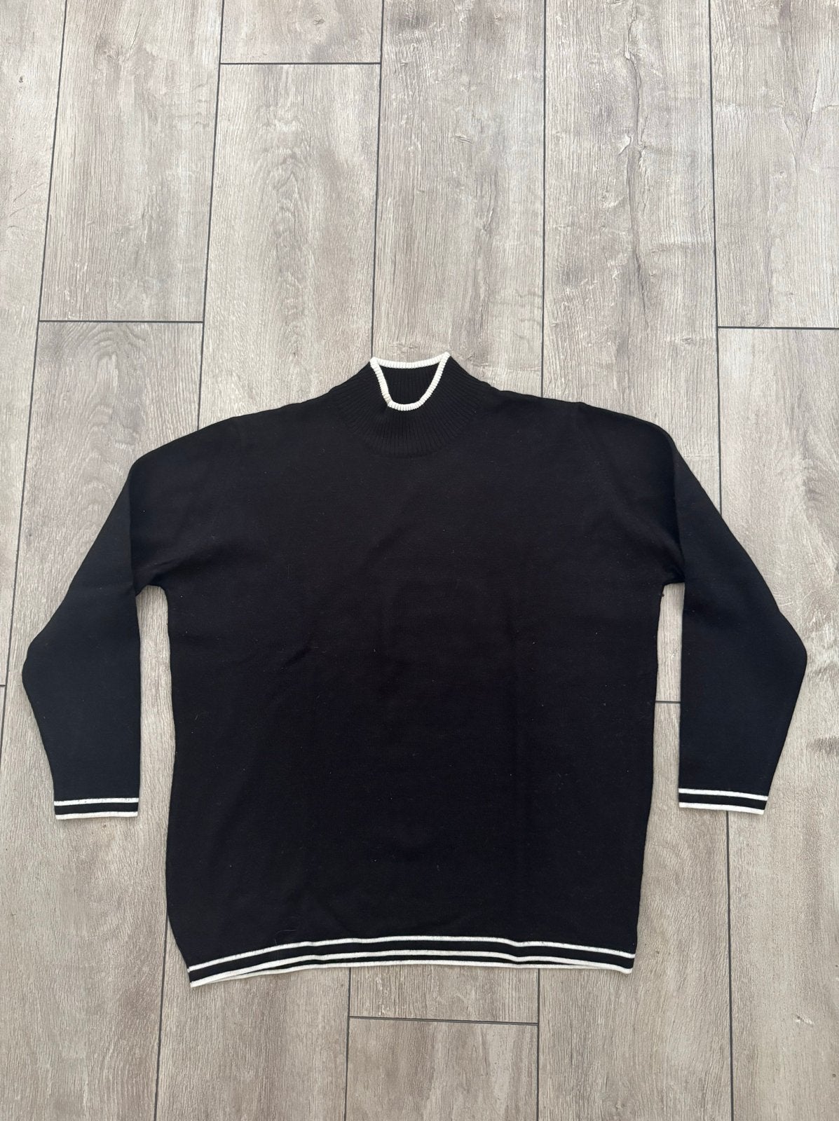 Roberto Sarto zwarte trui met witte strepen. Maat XL, Ophalen of Verzenden, Zo goed als nieuw, Maat 46/48 (XL) of groter, Zwart