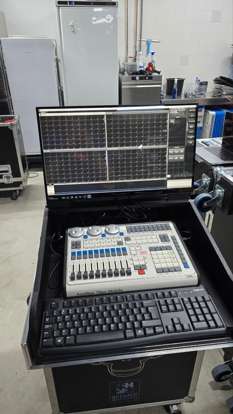 Avolites Titan Mobile lichtsturing incl. flightcase & MSI PC, Ophalen, Zo goed als nieuw, Licht