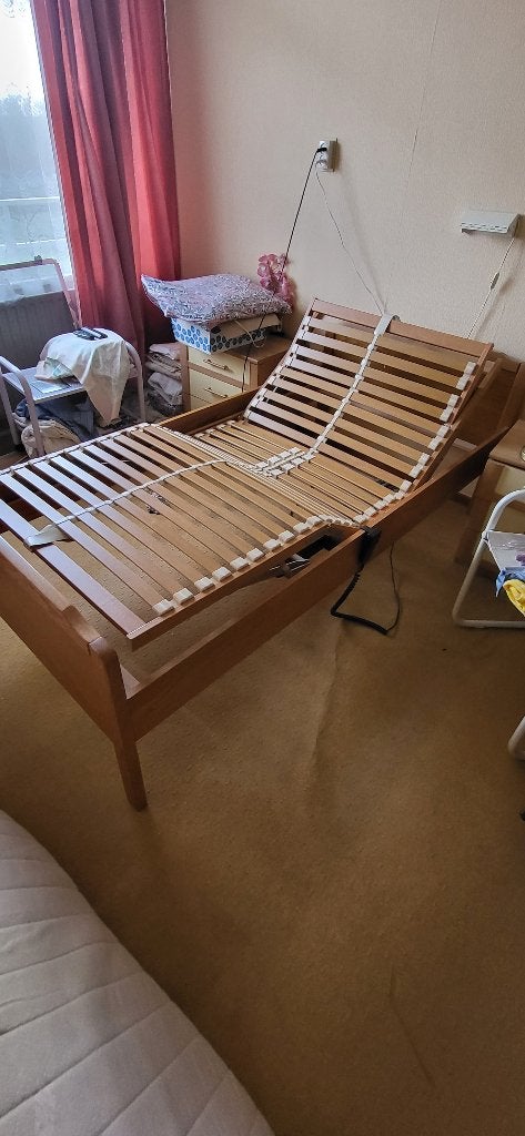 Verstelbaar bed, Huis en Inrichting, Slaapkamer | Bedden, 90 cm, Eenpersoons, Neutraal, Ophalen of Verzenden