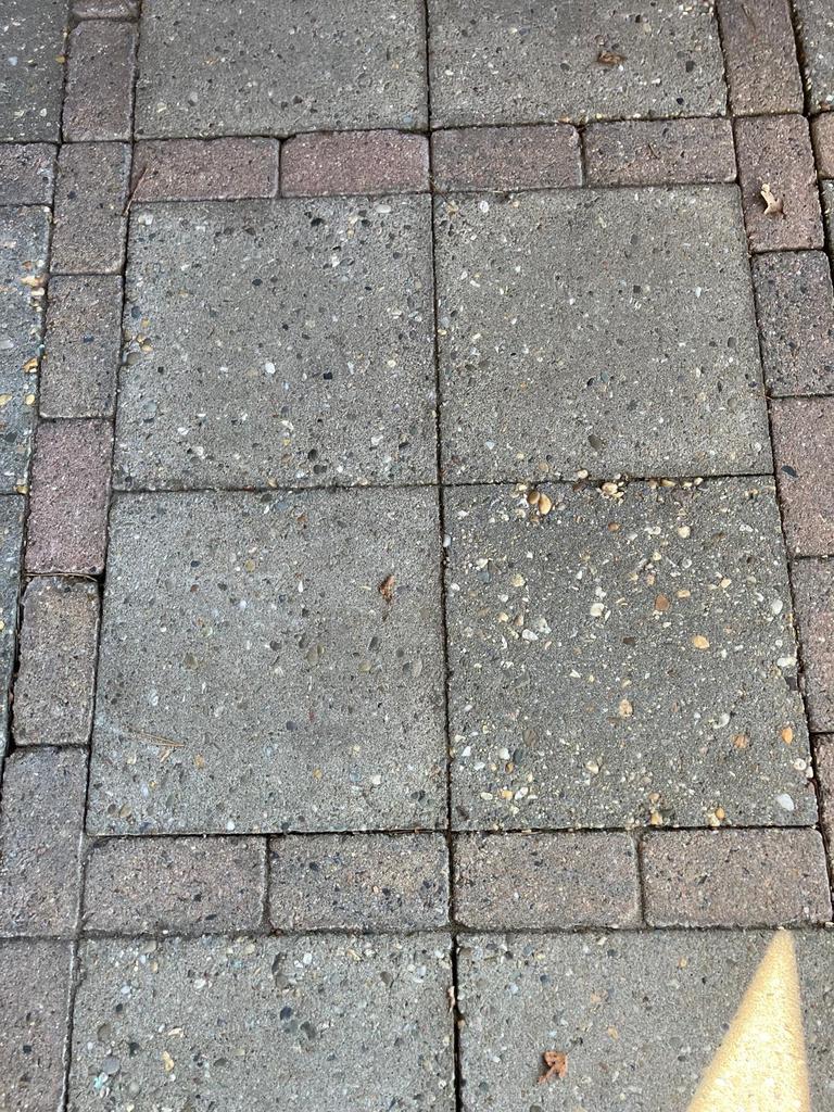 Gratis klinkers, poer, tegels 30x30, waaltjes opsluitbanden, Ophalen, Gebruikt, Klinkers, 10 m² of meer