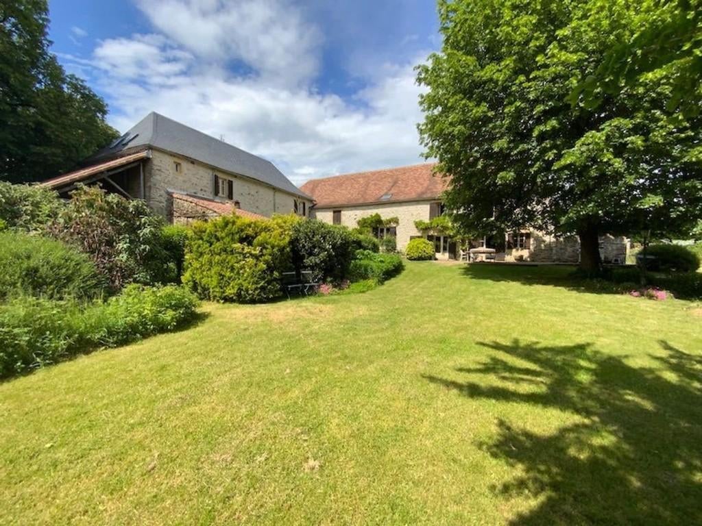 Vakantiehuis met zwembad Dordogne Frankrijk, Vakantie, Vakantiehuizen | Frankrijk, 5 personen, 2 slaapkamers, In bergen of heuvels