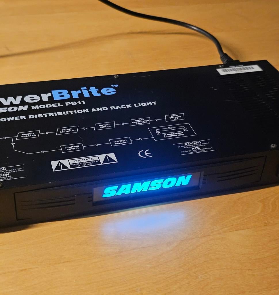 Samson PowerBrite PB11 Rack Stroomverdeler met Licht, Gebruikt, Ophalen of Verzenden, A, A