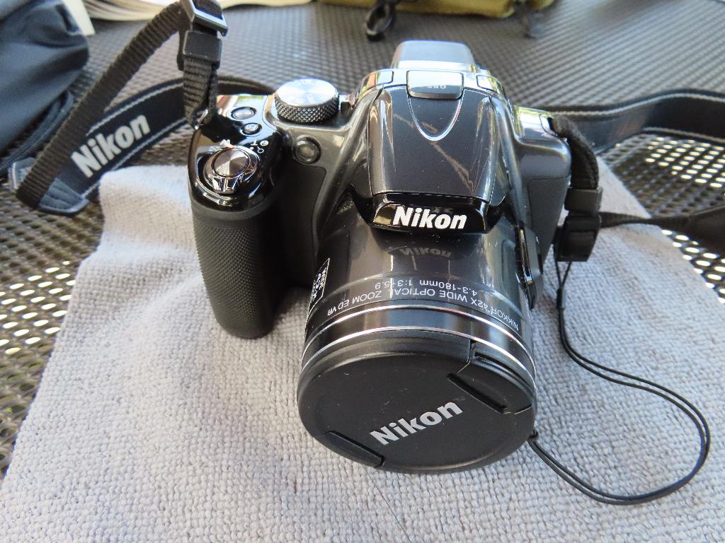 nikon coolpix P520 + extra's, 18 Megapixel, Compact, Ophalen of Verzenden, Zo goed als nieuw