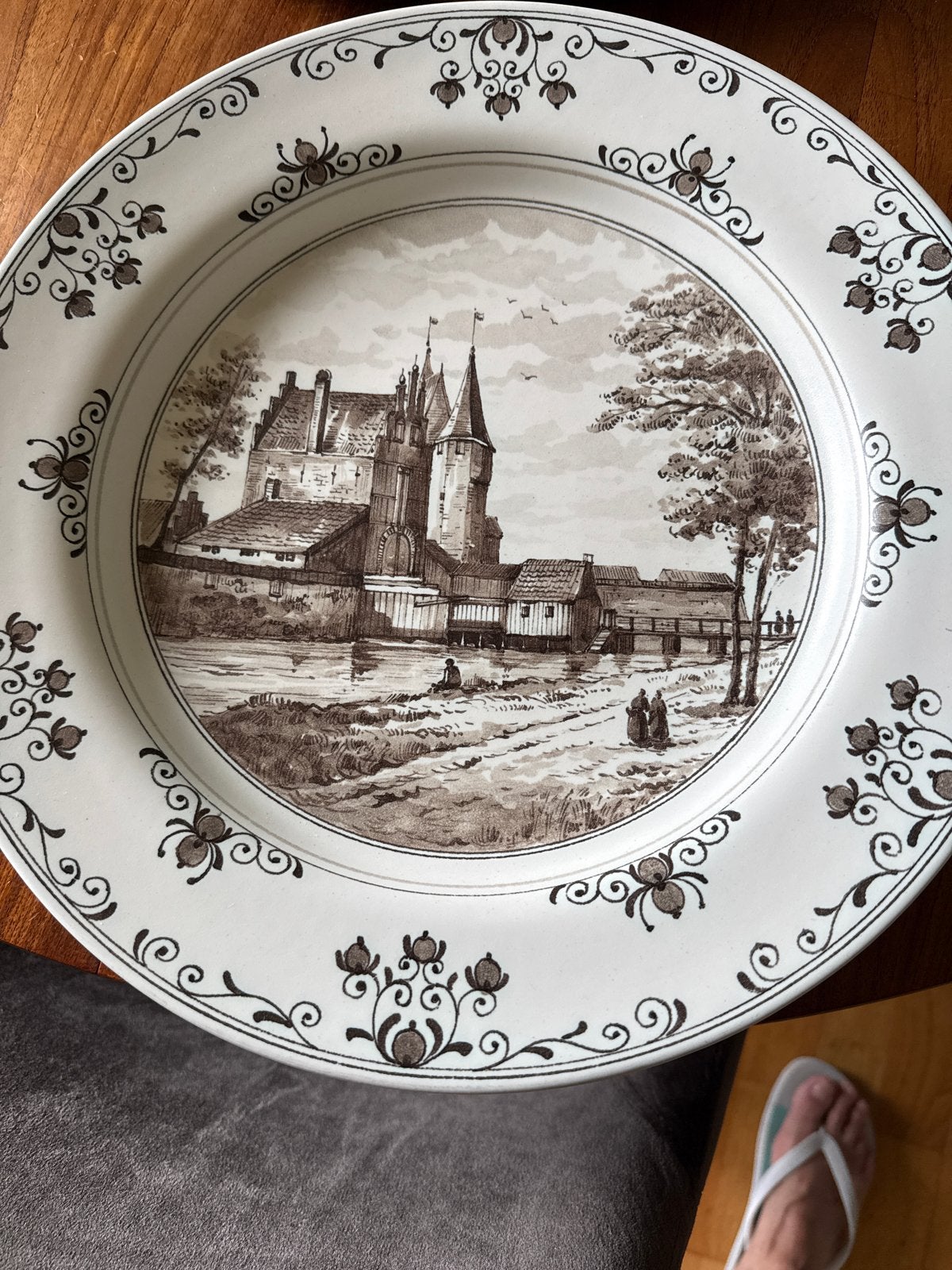 Royal Delft Porceleyne Fles wandbord Hoorn 1600 sepia 35cm, Ophalen of Verzenden