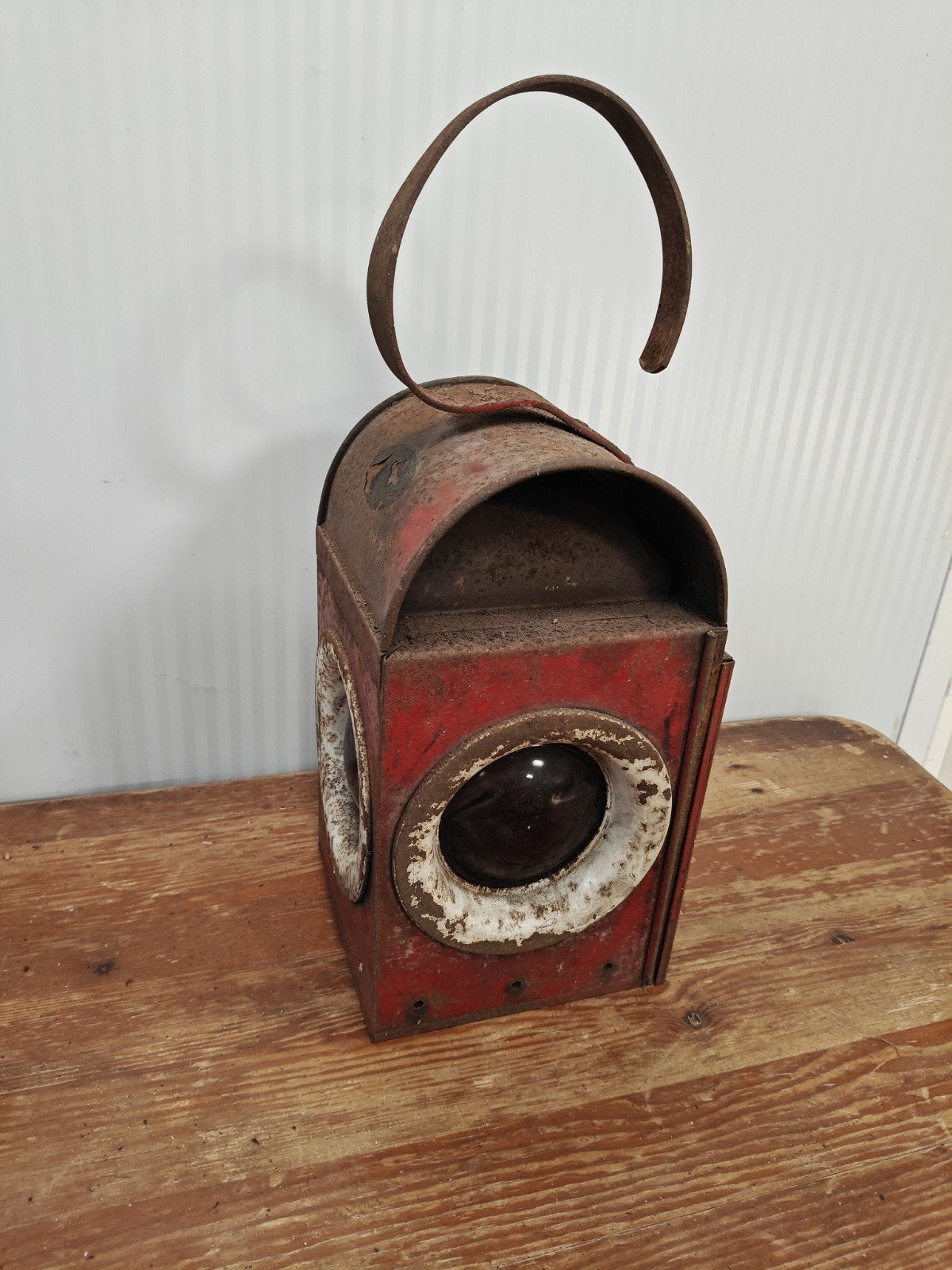 Antieke rode spoorweglantaarn - Vintage decoratie, Ophalen