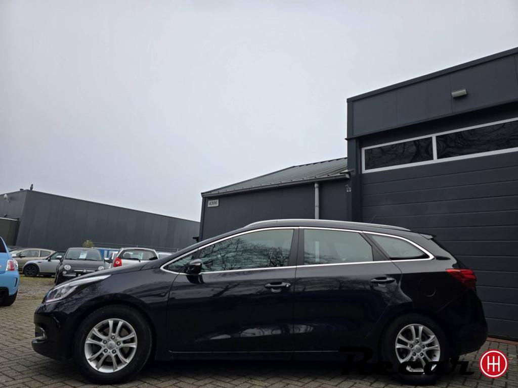 Kia cee'd Sportswagon - 1.6 GDI Business Pack/Camera/Pdc/Nav, Auto's, Kia, Euro 5, 135 pk, Gebruikt, 1591 cc