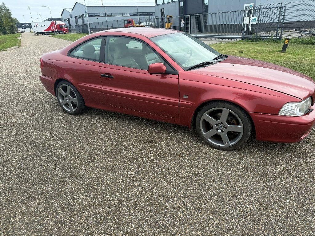 Volvo C70 2.3 T-5 AUT 1998 Rood, Auto's, C70, Beige, 1507 kg, 1600 kg