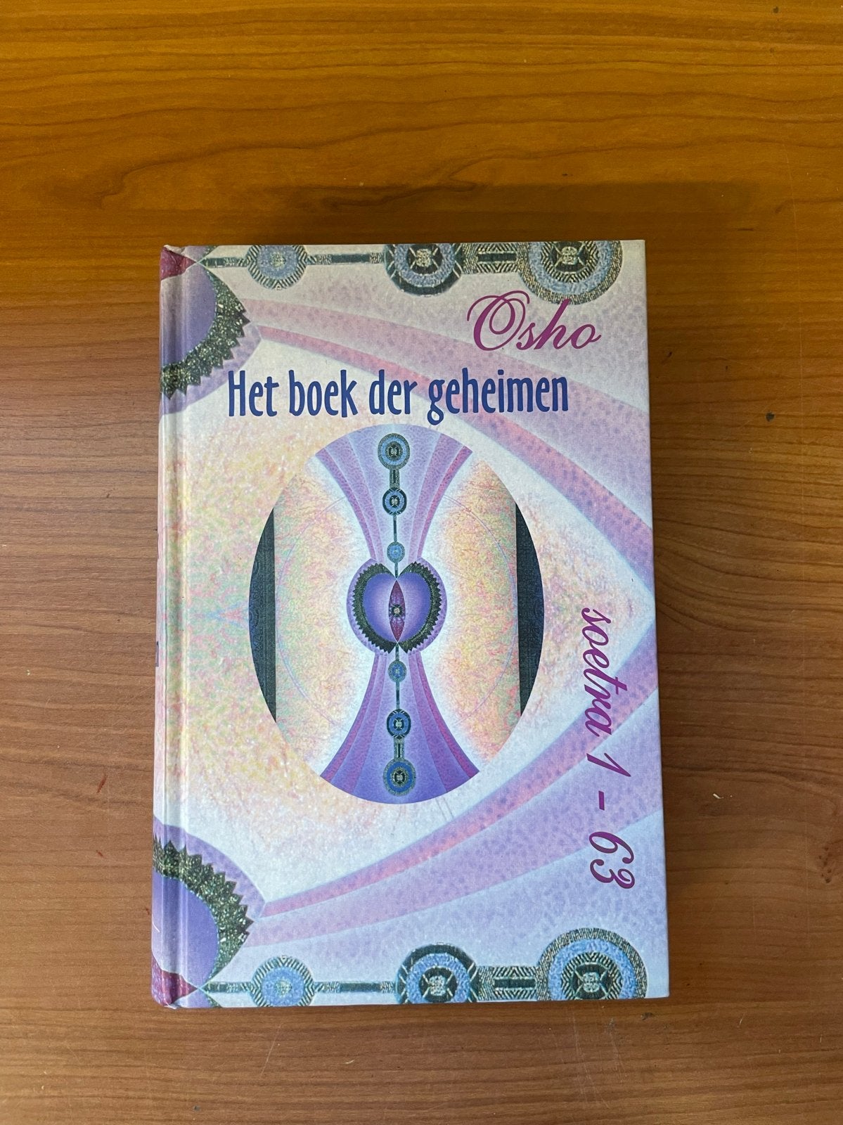 Osho - Het Boek der Geheimen - Soetra 1-63, Boeken, Ophalen of Verzenden, Zo goed als nieuw, Osho, Meditatie of Yoga