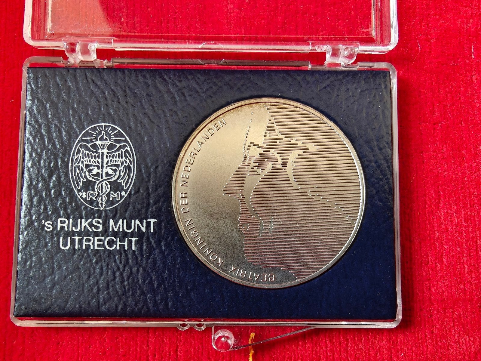 Zilveren 50 Gulden Willem van Oranje Herdenkingsmunt 1984, Verzenden, Koningin Beatrix, Zilver, Losse munt