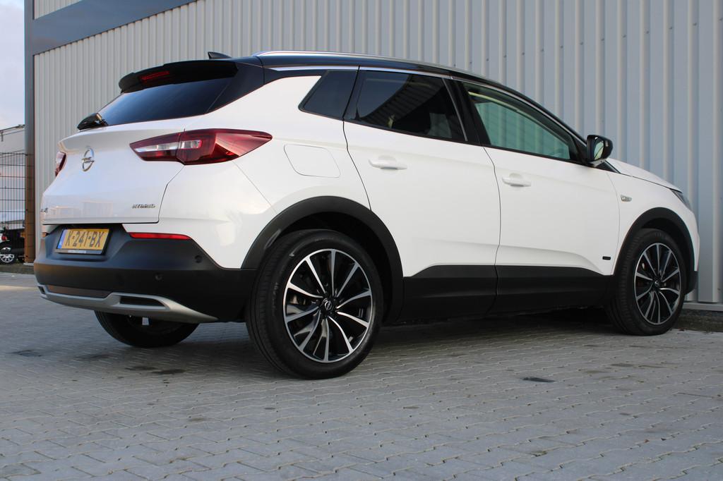 Opel Grandland X 1.6 Turbo Hybrid Ultimate | Incl. 12 maande, 12 maanden, 4 cilinders, Wit, Bedrijf