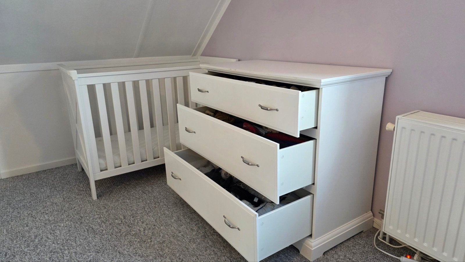 Ikea ladekast met 3 lades en verschoontafel, Kinderen en Baby's, Ophalen