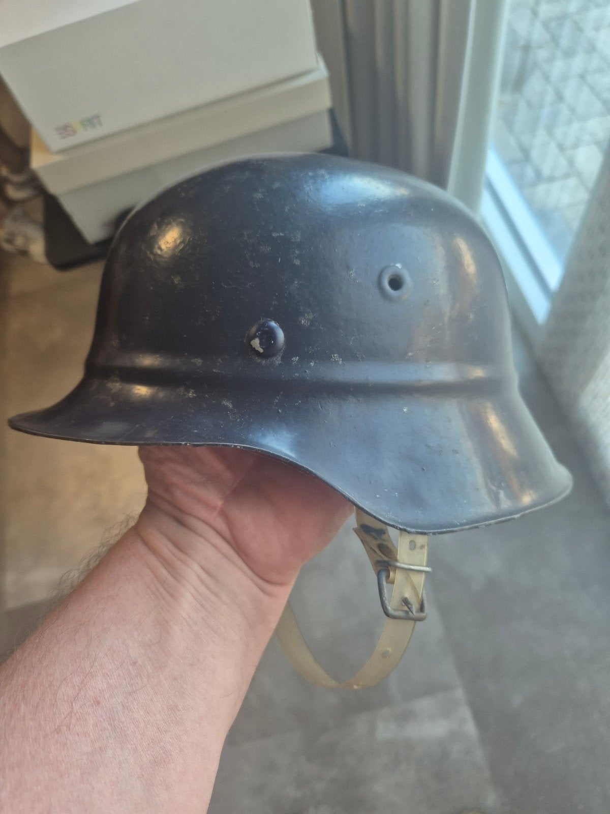 Beaded M42 civic helm Luftschutz., Verzamelen, Militaria | Tweede Wereldoorlog, Ophalen of Verzenden, Landmacht, Duitsland, Helm of Baret