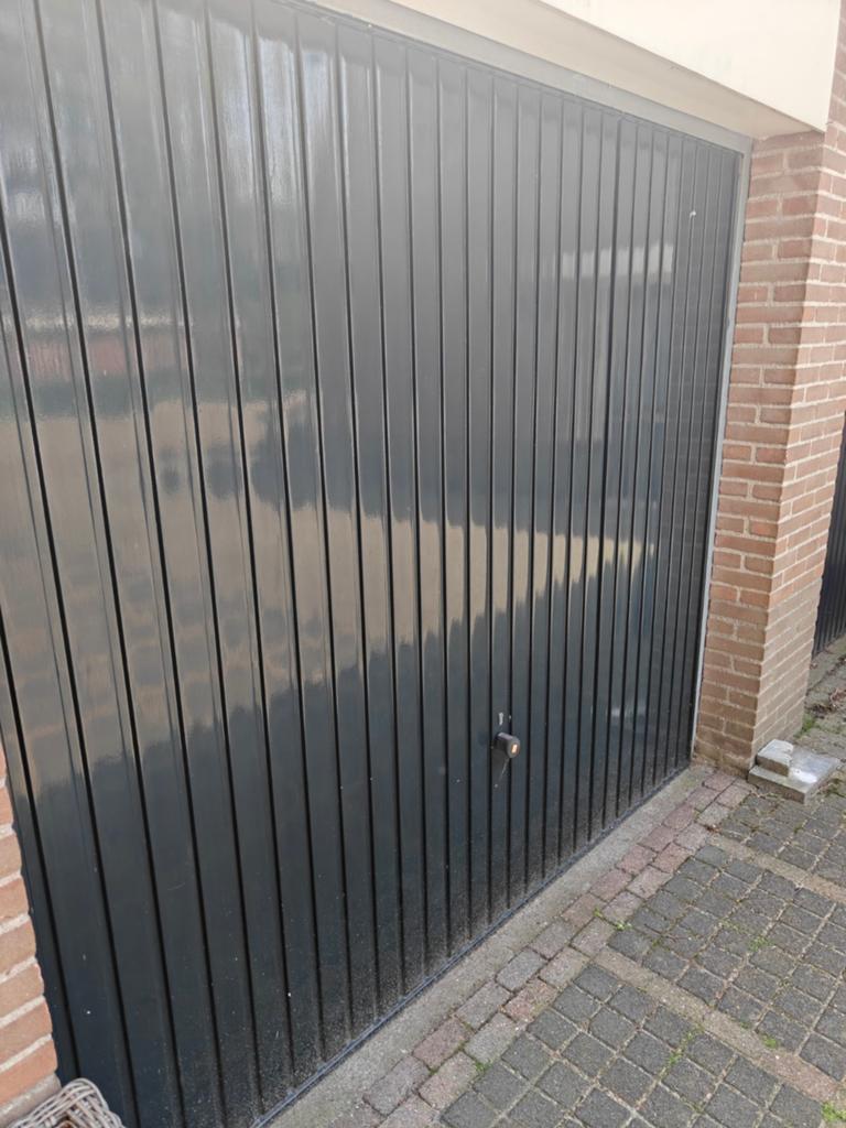 Garagedeur met elektrische Promatic bediening, Doe-het-zelf en Verbouw, Deuren en Horren, Gebruikt, Garagedeur, 215 cm of meer
