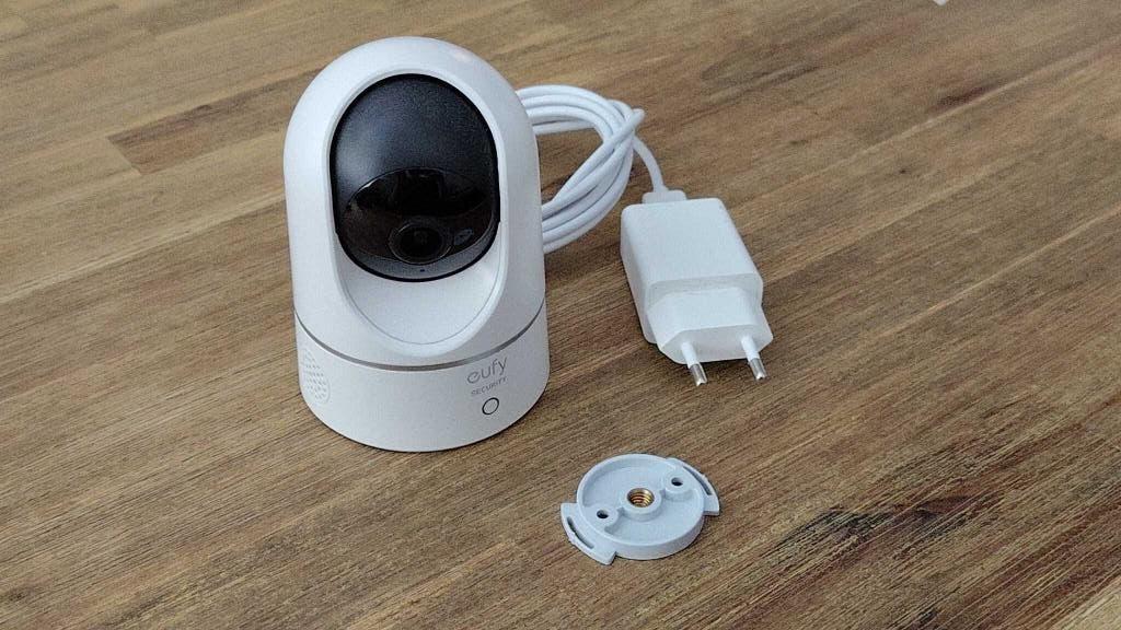 Eufy indoor PTZ (Pan Tilt Zoom) camera, Audio, Tv en Foto, Videobewaking, Ophalen of Verzenden, Zo goed als nieuw, Binnencamera
