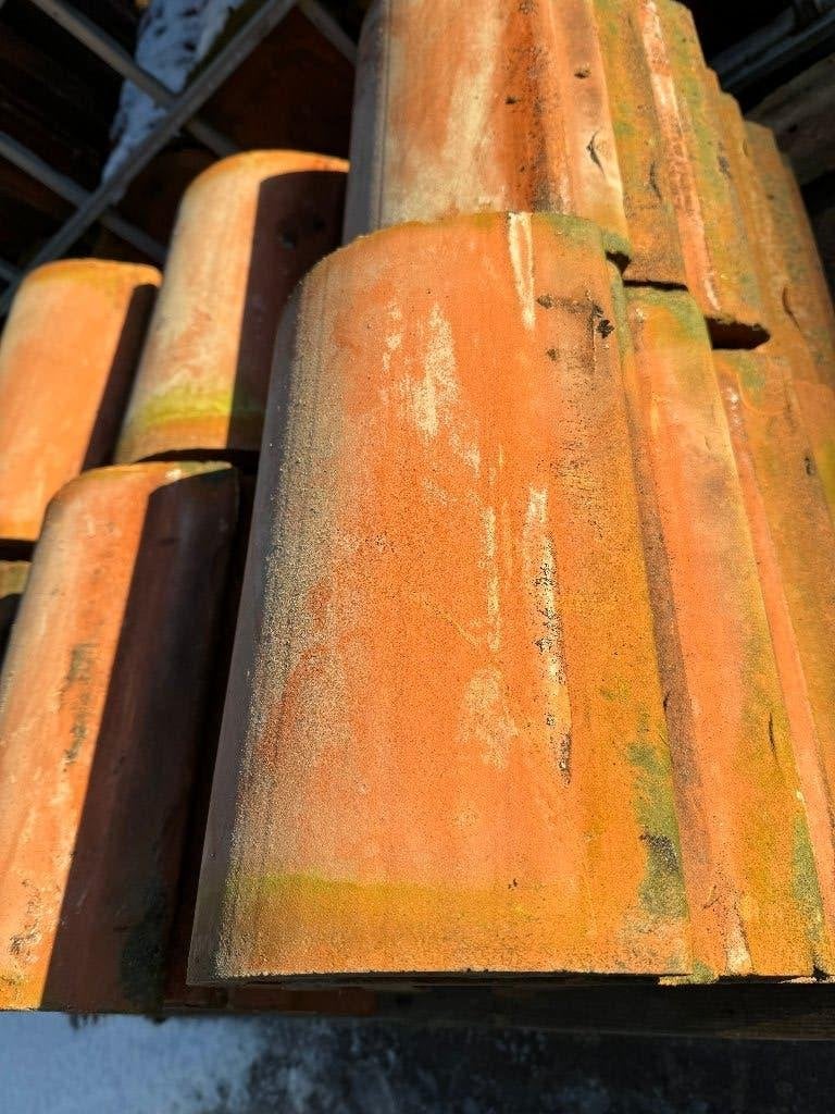 65 stuks Rode riet nokvorsten 32x24cm., Ophalen, Overige materialen, Gebruikt, Overige typen